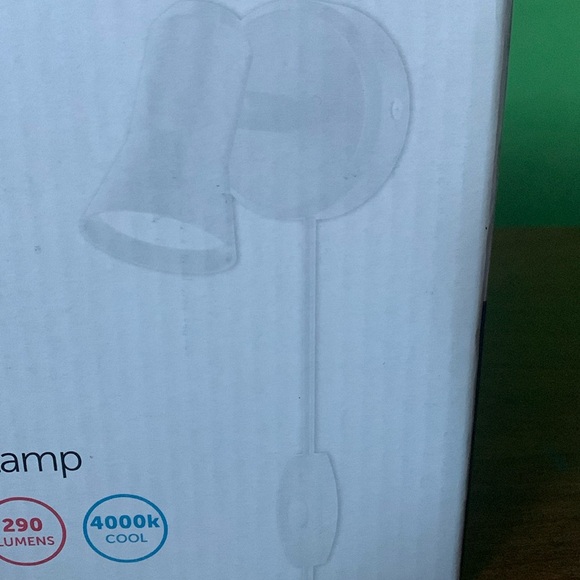 NWOT Home Luminaire White Plug-In LED Wall Mount Lamp - Picture 4 of 6